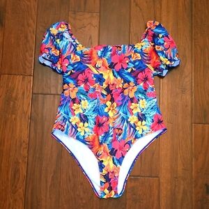 Unknown Brand women's Vibrant floral swimsuit with puff sleeves size 2XL